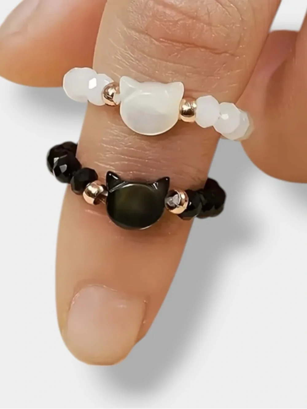 1 Beaded Cat Stretch Ring NWOT - White OR Black - Picture 3 of 5